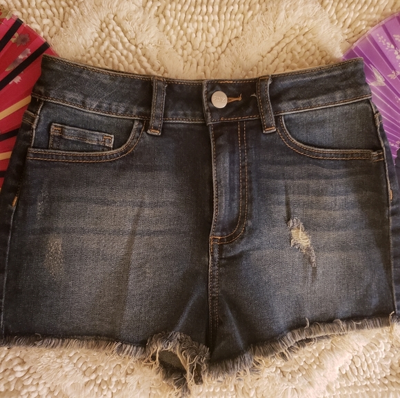 PINK Victoria's Secret Distressed Denim Shorts Size 2 Dark Wash High Waisted NWT - Picture 6 of 15